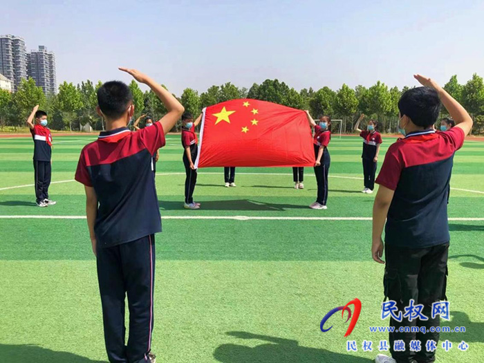 縣團(tuán)委國(guó)慶節(jié)期間組織開(kāi)展系列群眾性愛(ài)國(guó)主義教育活動(dòng)