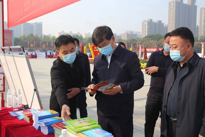 民權(quán)縣舉行2022年世界糧食日和全國糧食安全宣傳周活動
