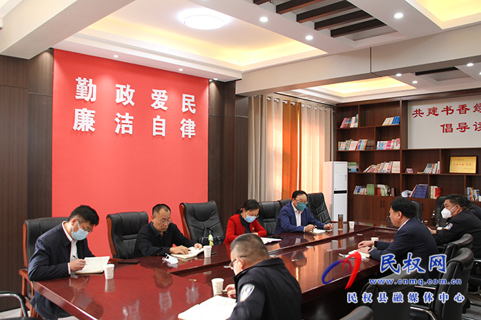 縣委副書記、縣長(zhǎng)王靜嫻到綠洲街道辦調(diào)研督導(dǎo)疫情防控工作