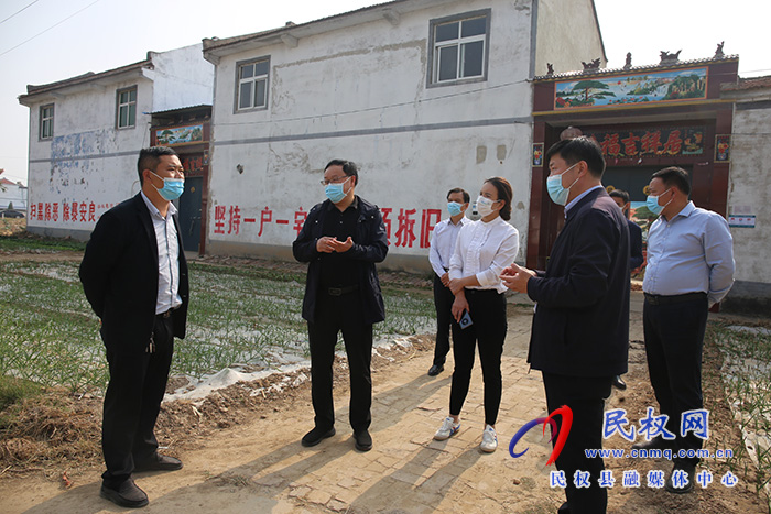 縣領(lǐng)導(dǎo)栗團結(jié)調(diào)研督導(dǎo)疫情防控、鞏固拓展脫貧攻堅成果同鄉(xiāng)村振興有效銜接工作