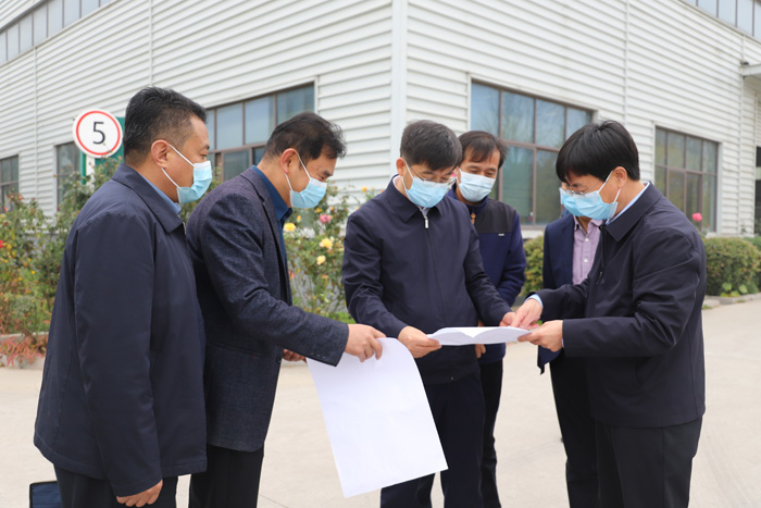 縣委書記張團結(jié)深入部分企業(yè)開展“企業(yè)服務(wù)日”活動
