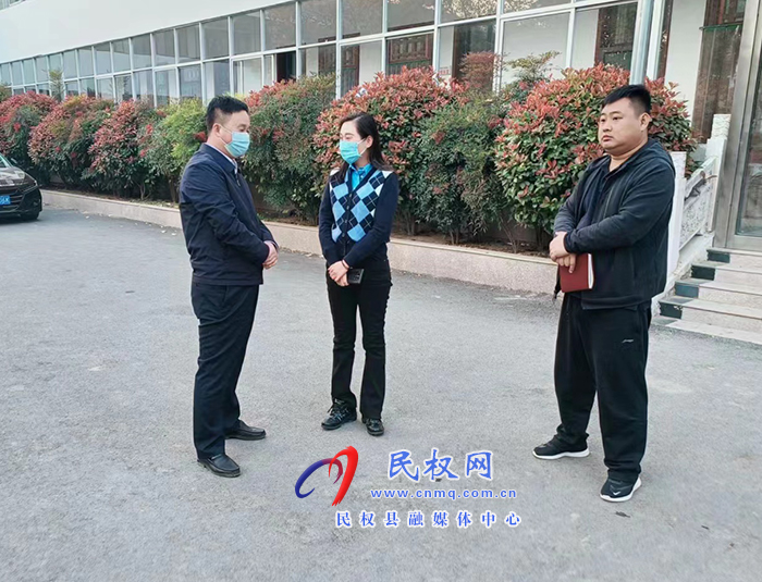 副縣長朱琳到老顏集鄉(xiāng)督導(dǎo)脫貧攻堅(jiān)后評估、疫情防控、保障重點(diǎn)企業(yè)用工等工作