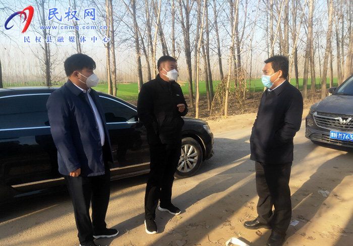 縣委常委、縣委辦公室主任吳杰到野崗鎮(zhèn)督導(dǎo)疫情防控工作