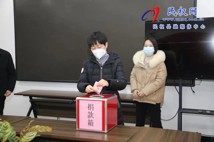 縣委組織部開展“送溫暖、獻(xiàn)愛心”捐款活動(dòng)