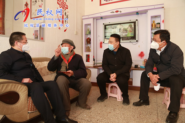 市委正處級(jí)巡察專員到民權(quán)走訪慰問老黨員和生活困難黨員