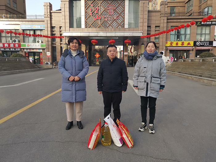 民權(quán)縣人民檢察院 組織開展走訪慰問身邊好人活動
