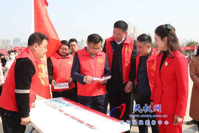 民權(quán)縣舉行新時(shí)代文明實(shí)踐推動(dòng)周暨“學(xué)雷鋒、我行動(dòng)”全民志愿服務(wù)月、好人文化周活動(dòng)