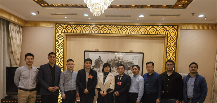  民權(quán)博士團(tuán)北京分團(tuán)會見全國人大代表張永濤