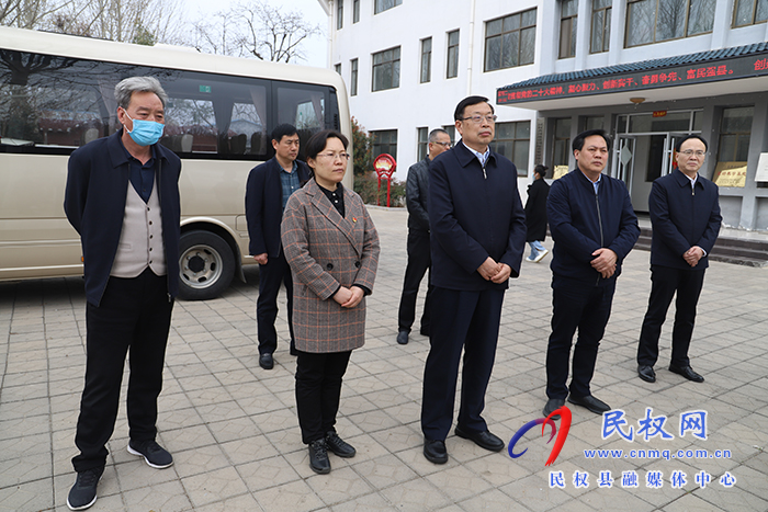 黃河水利委員會河南黃河河務(wù)局一級巡視員姚自京一行蒞民調(diào)研水利工程、黃河故道工作