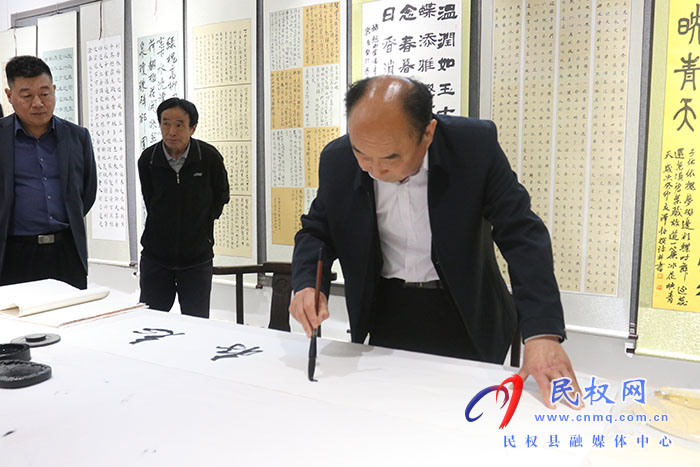 縣老干部局、縣老年書畫院參加2023中國·民權(quán)第七屆槐花文化系列活動(dòng)書畫展