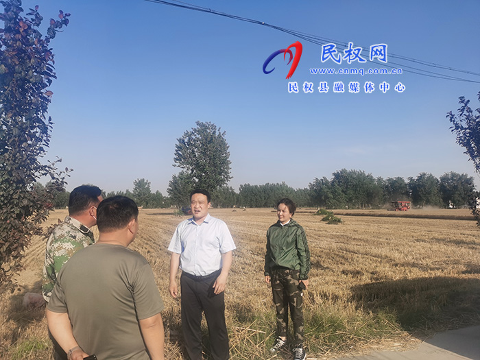 縣委常委、組織部長王義彬到林七鄉(xiāng)督導(dǎo)“五星”支部創(chuàng)建工作     