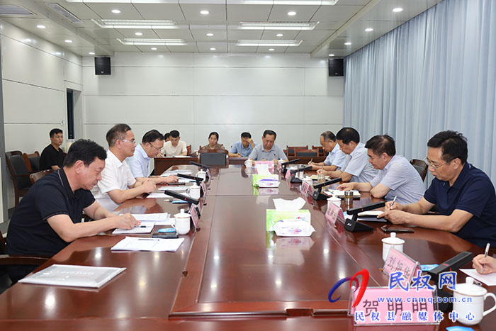 省民政廳原巡視員、省慈善聯(lián)合總會副會長董潁生到民調(diào)研“99公益日”活動籌備情況