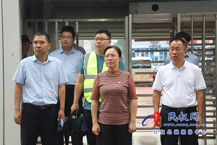 縣委書記王靜嫻實地調(diào)研市政項目建設(shè)工作