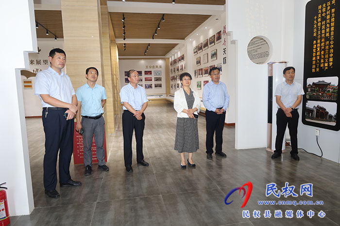 省委宣傳部版權(quán)管理處處長(zhǎng)張萬勇到民調(diào)研版權(quán)保護(hù)工作開展情況