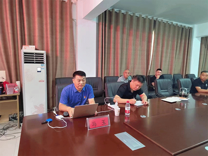 縣公路事業(yè)發(fā)展中心組織開展黨的創(chuàng)新理論 成果“進(jìn)機(jī)關(guān)”宣講活動