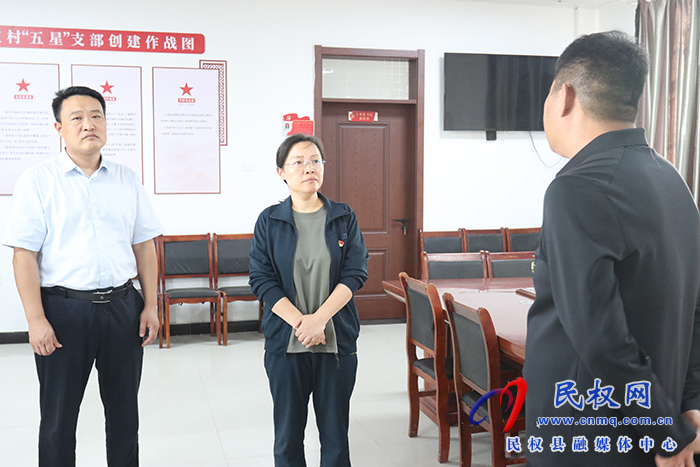 縣委書記王靜嫻調(diào)研“主題教育”、“三秋”生產(chǎn)、鞏固脫貧攻堅(jiān)成果同鄉(xiāng)村振興有效銜接、林下經(jīng)濟(jì)發(fā)展等工作