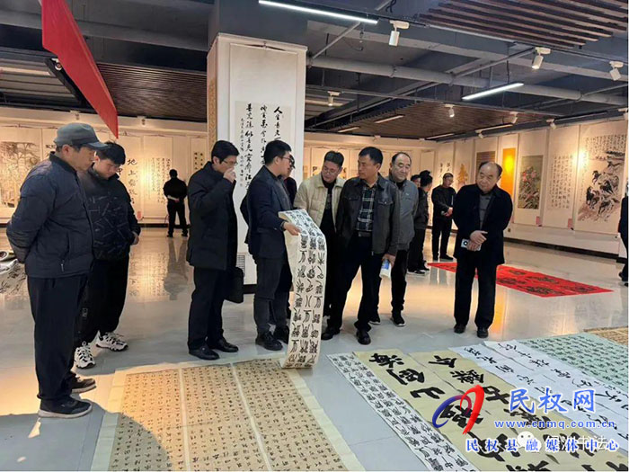 民權縣文聯(lián)邀請中書協(xié)會員、商丘市書法家協(xié)會副主席王文博老師點評書法作品