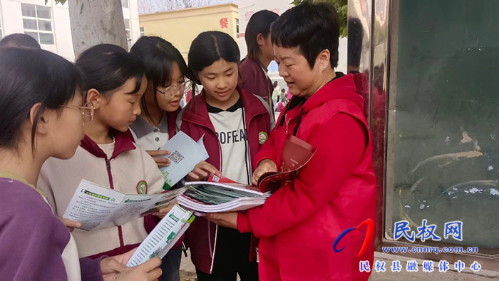 好人宣講進(jìn)校園 榜樣力量潤(rùn)童心