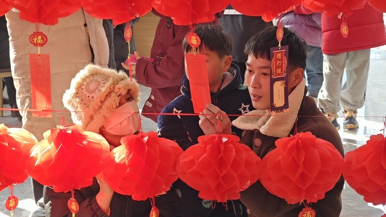 民權(quán)縣圖書館舉辦“龍吟書香鬧元宵”第二屆燈謎競(jìng)猜活動(dòng)