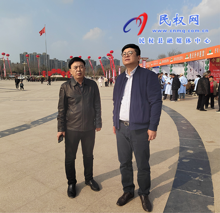 縣委常委、副縣長(zhǎng)謝志強(qiáng)現(xiàn)場(chǎng)指導(dǎo)3·15消費(fèi)者權(quán)益日活動(dòng)
