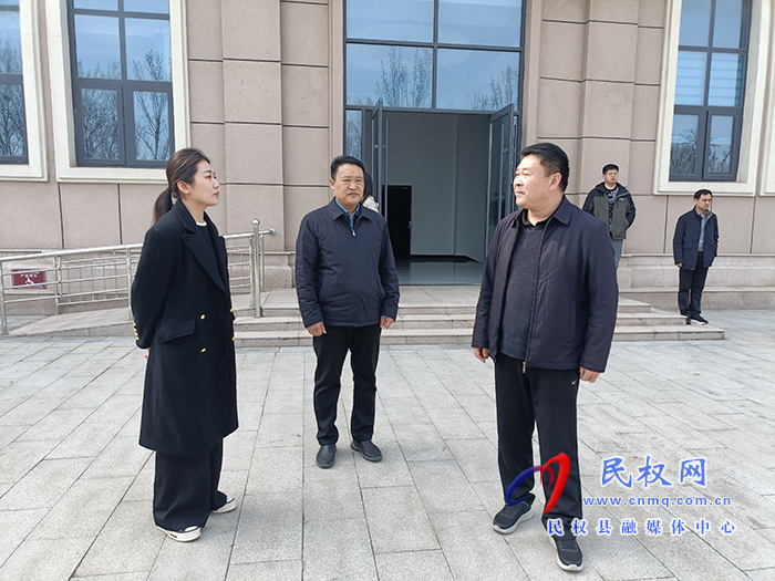 省檔案館副館長翟霣遠一行蒞民調研