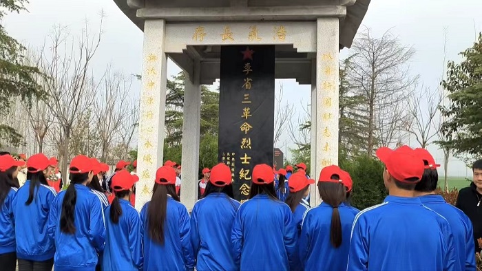 團(tuán)縣委組織開展2024年迎五四“探尋紅色足跡，傳承革命精神”紅色研學(xué)實(shí)踐活動(dòng)