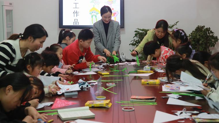 民權(quán)縣圖書館舉辦2024年第六期“童心向黨·書香伴成長”閱讀分享會(huì)活動(dòng)（總第38期）