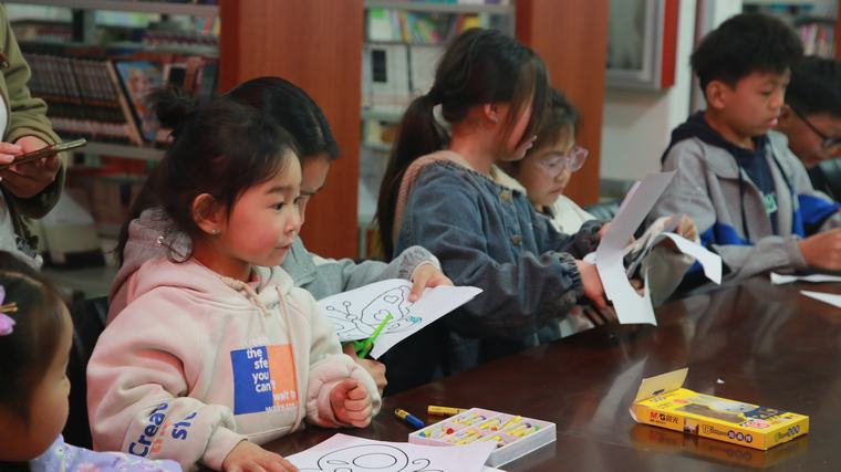 民權(quán)縣圖書館舉辦2024年第六期“童心向黨·書香伴成長”閱讀分享會(huì)活動(dòng)（總第38期）