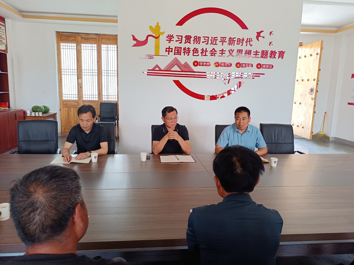 縣人大常委會副主任朱繼兵到北關鎮(zhèn)督導“三夏”生產工作