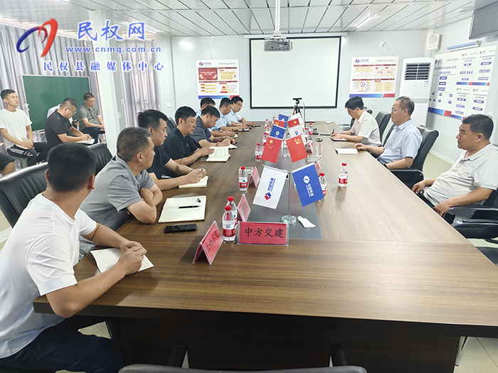 縣委副書記、縣長王景義到高新區(qū)雙創(chuàng)園項目現(xiàn)場辦公