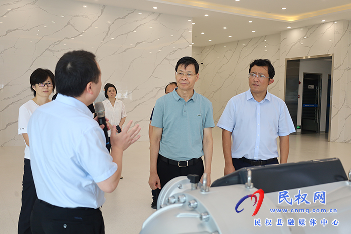 省政府辦公廳副主任、一級(jí)巡視員張發(fā)成到民調(diào)研企業(yè)發(fā)展情況