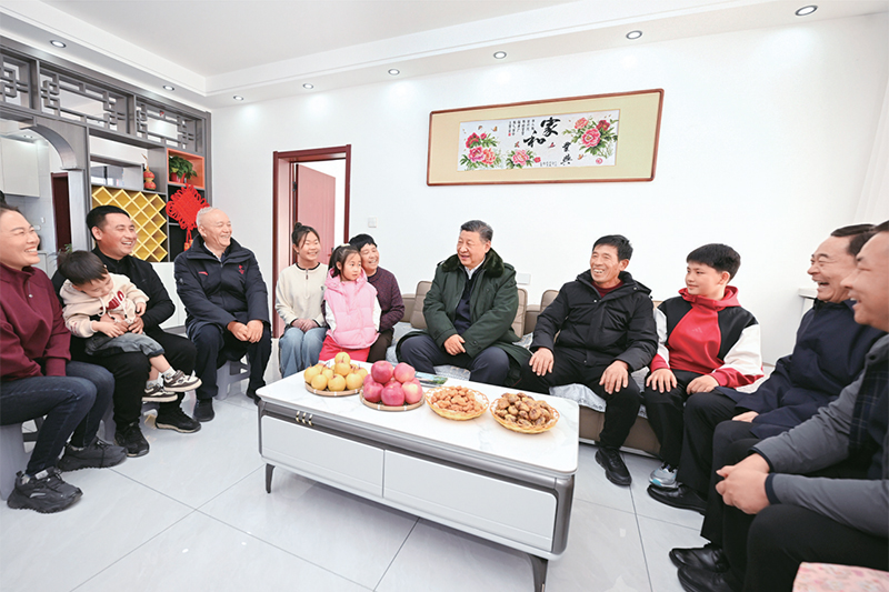 習近平：注重家庭，注重家教，注重家風