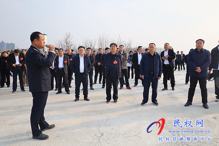 政協(xié)委員視察城市建設(shè)、重點項目建設(shè)工作