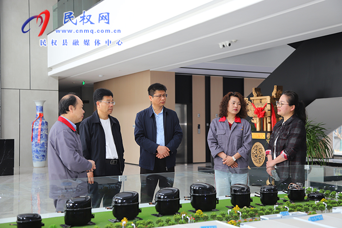 商丘廣播電視臺(tái)重大主題融媒報(bào)道團(tuán)來(lái)民開(kāi)展主題采訪(fǎng)活動(dòng)