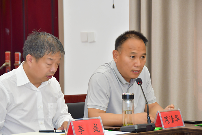 民權(quán)縣召開《人和鎮(zhèn)志》評(píng)審會(huì)