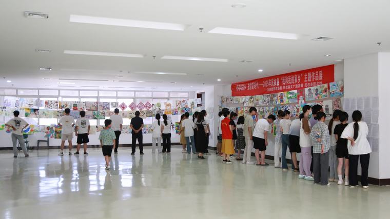 民權(quán)縣2025年“青春繪故鄉(xiāng) 奮進(jìn)新時代——我和我的家鄉(xiāng)”主題作品展成功舉辦