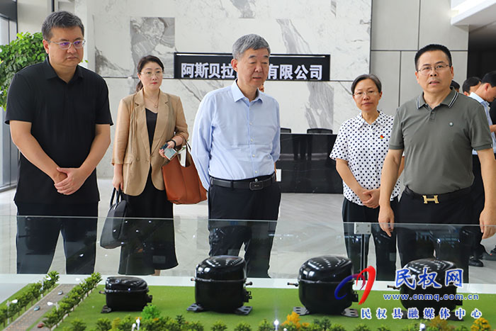   省委農(nóng)辦副主任、省農(nóng)業(yè)農(nóng)村廳黨組成員、副廳長(zhǎng)劉曉文一行到民調(diào)研開(kāi)展包保服務(wù)農(nóng)業(yè)重點(diǎn)企業(yè)活動(dòng)