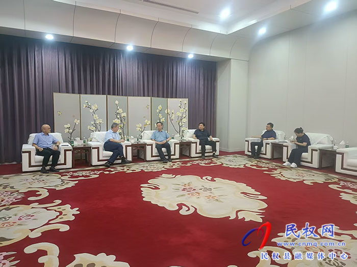 縣委副書記、縣長王景義赴天海汽車電子集團參觀考察