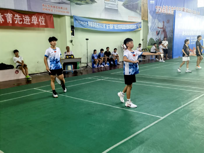 民權縣青少年羽毛球代表隊在商丘七運會上斬獲多個獎項 民權縣青少年羽毛球代表隊在商丘七運會上斬獲多個獎項