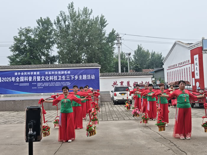 民權:“三下鄉(xiāng)” 聯動科普月 惠民服務暖人心 民權:“三下鄉(xiāng)” 聯動科普月 惠民服務暖人心