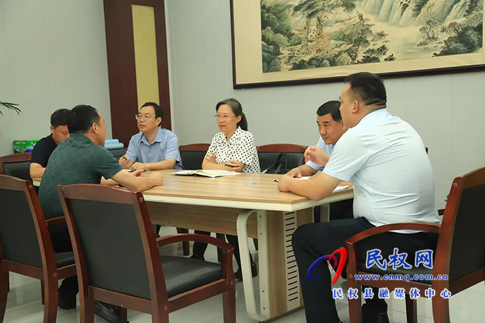 縣委書記王靜嫻深入企業(yè)調研防汛備汛、環(huán)保、生產運行等工作