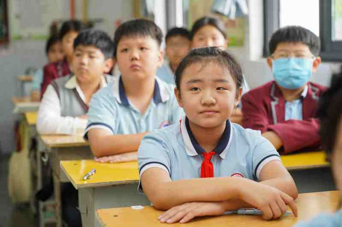 拒絕校園欺凌，筑牢校園安全防線——民權(quán)縣實(shí)驗(yàn)小學(xué)教育集團(tuán)組織開展防欺凌主題班會(huì)