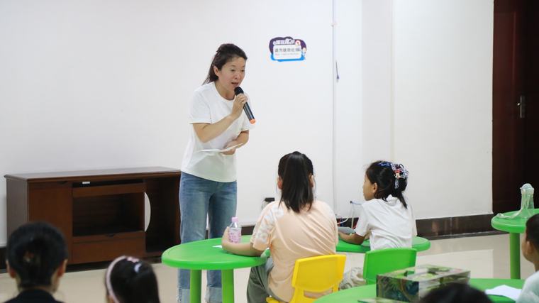 民權(quán)縣圖書館舉辦2025年第十六期“美文同誦”朗誦技巧公益講座（總第58期）