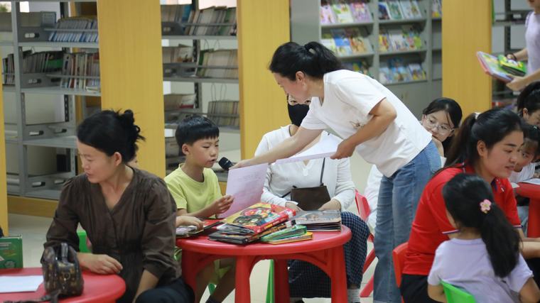 民權(quán)縣圖書館舉辦2025年第十六期“美文同誦”朗誦技巧公益講座（總第58期）