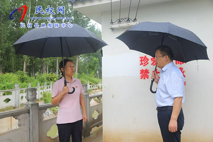 縣委書記王靜嫻開展巡河巡林工作 