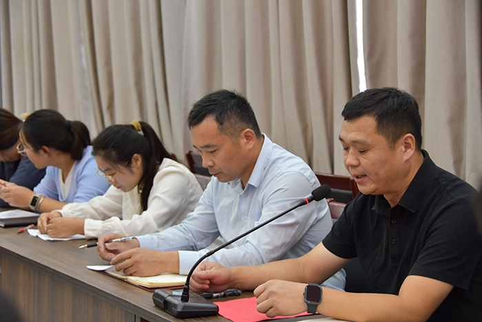 人和鎮(zhèn)召開全鎮(zhèn)教育高質量發(fā)展座談會