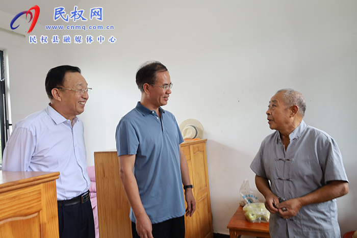 縣委副書記、縣長王景義調(diào)研養(yǎng)老服務(wù)工作
