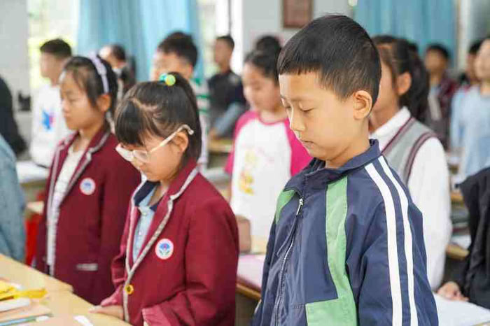 銘記，是為了更堅(jiān)定地前行！——民權(quán)縣實(shí)驗(yàn)小學(xué)教育集團(tuán)開展紀(jì)念“九一八”主題活動(dòng)