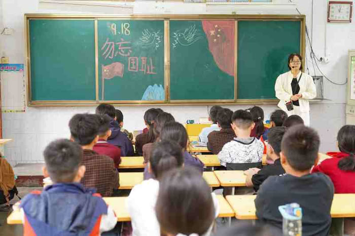 銘記，是為了更堅(jiān)定地前行！——民權(quán)縣實(shí)驗(yàn)小學(xué)教育集團(tuán)開展紀(jì)念“九一八”主題活動(dòng)