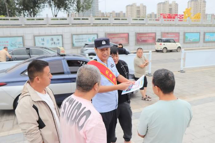 民權(quán)北站派出所開(kāi)展2025網(wǎng)絡(luò)安全宣傳周主題活動(dòng) 民權(quán)北站派出所開(kāi)展2025網(wǎng)絡(luò)安全宣傳周主題活動(dòng)